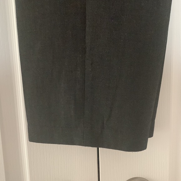 Charcoal gray Gerry Webber simple pant. Size 18 - Picture 6 of 7